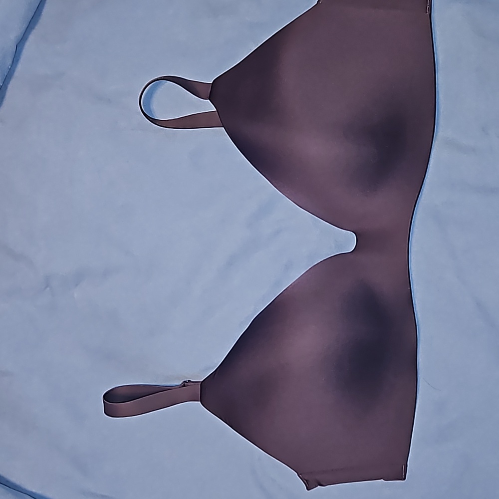 Uniqlo bra